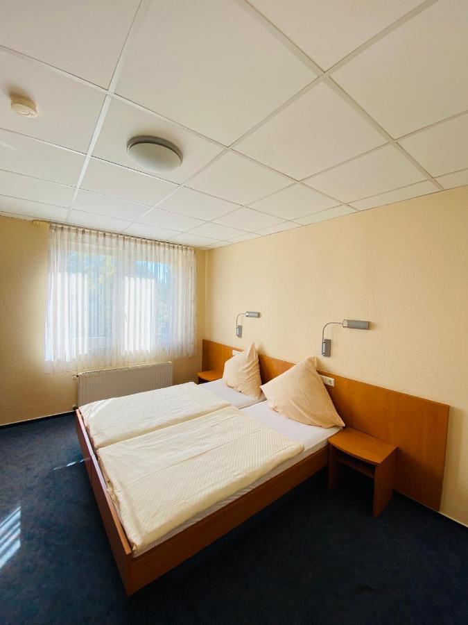 Hotel Montan Duisburg Exteriör bild